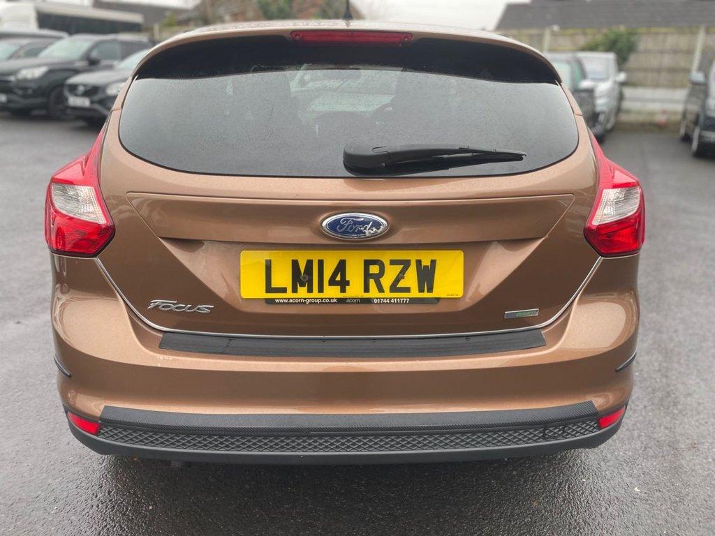 Ford Focus 1.0T EcoBoost Zetec Hatchback 5dr Petrol Manual Euro 5 (s/s) (125 ps)
