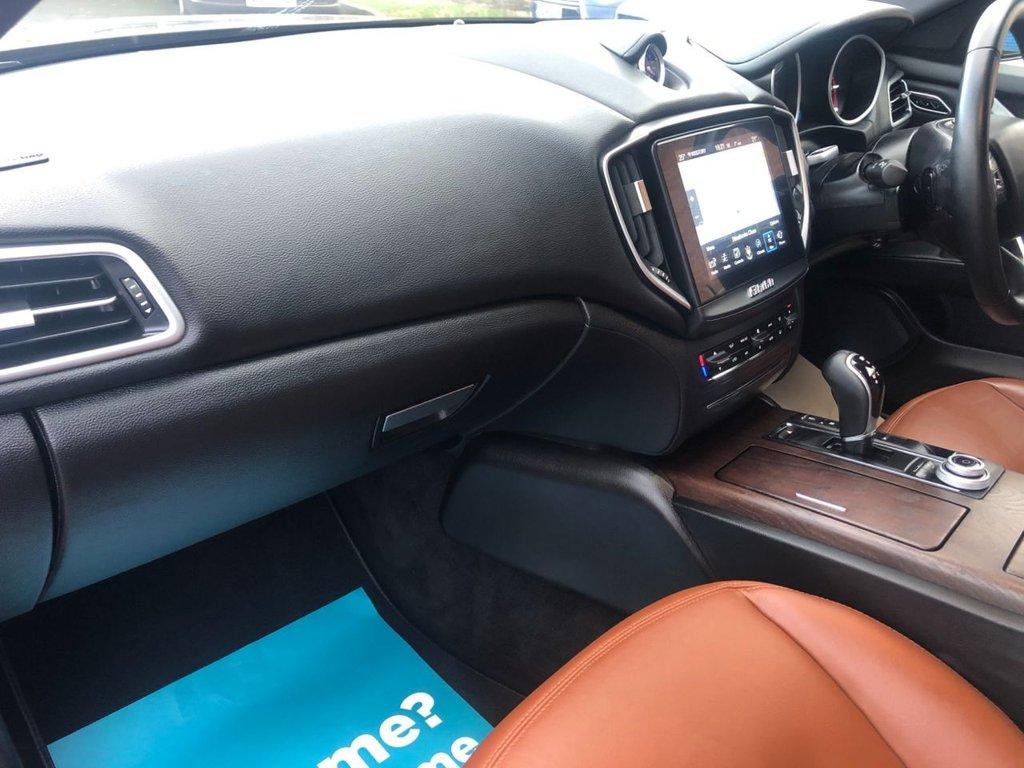 Maserati Ghibli 3.0D V6 Saloon 4dr Diesel ZF Euro 5 (s/s) (275 ps)